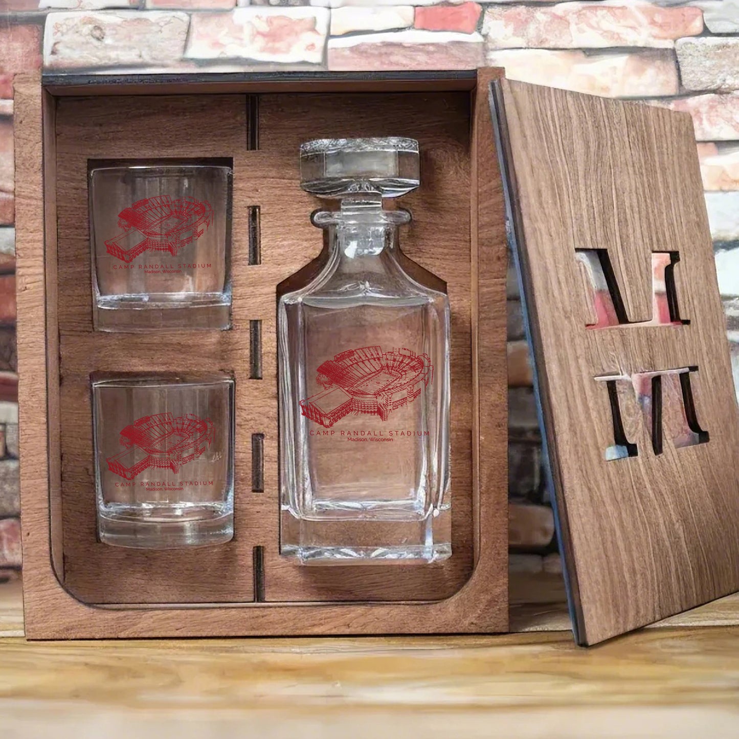 Camp Randall Stadium - Wisconsin Badgers Whiskey Set