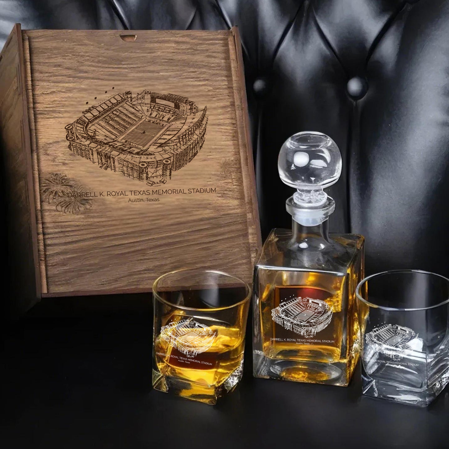 Darrell K Royal–Texas Memorial Stadium - Texas Longhorns Whiskey Set